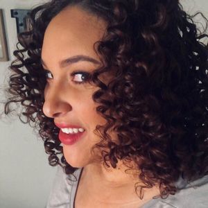 Meet your Posher, Tarah